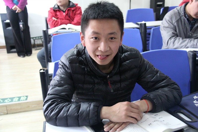 2013��4�±����ٰ�����¥�����ʦ�ʸ���֤����